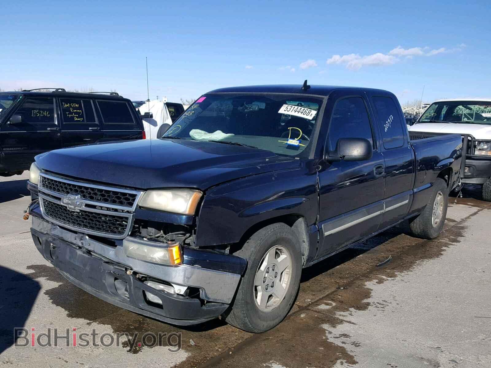 2007 CHEVROLET SILVERADO - VIN: 1GCEC19Z67Z174701 - Photo 2