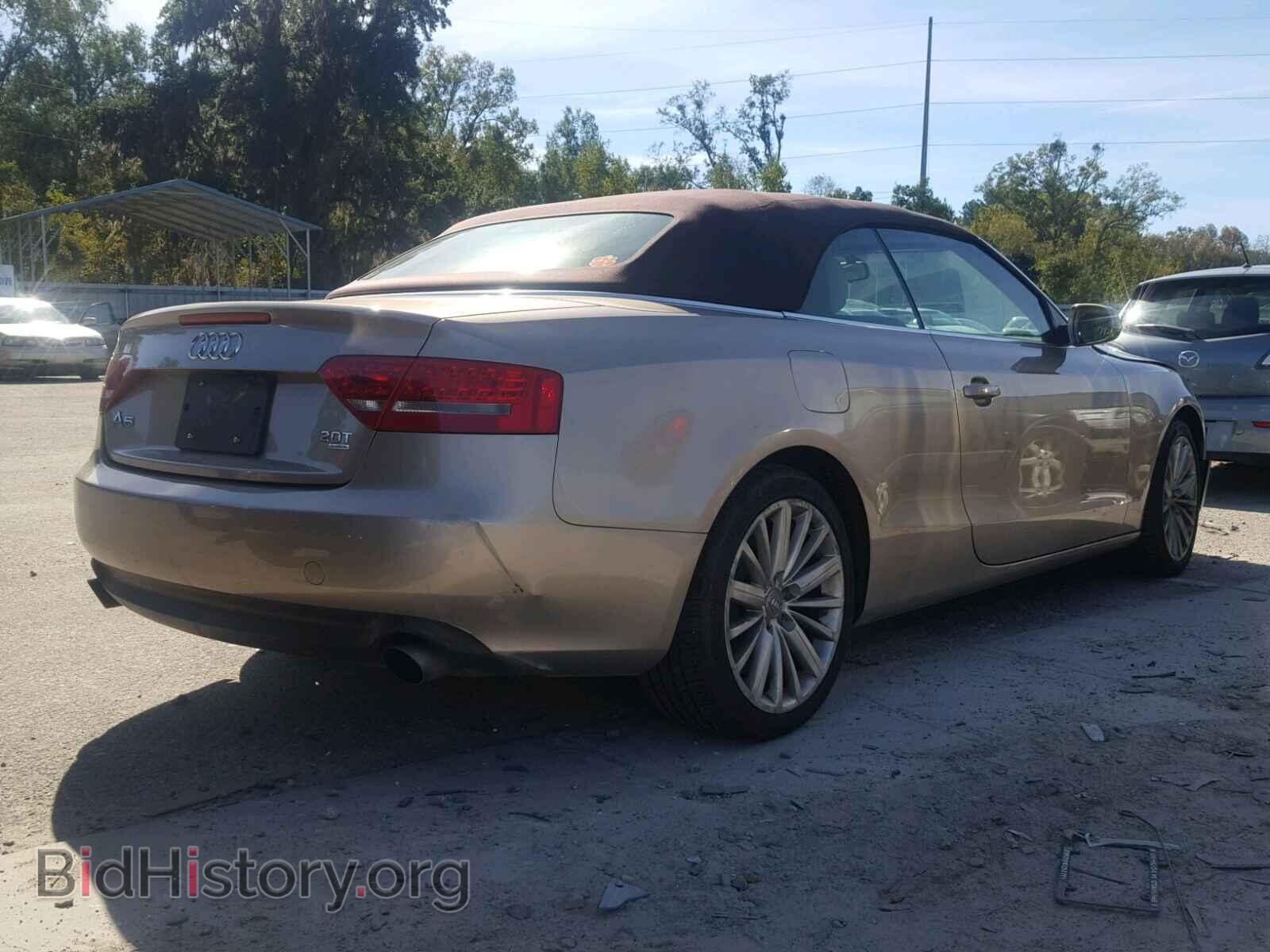 2010 AUDI A5 PREMIUM - VIN: WAULFAFH3AN021957 - Фото 4