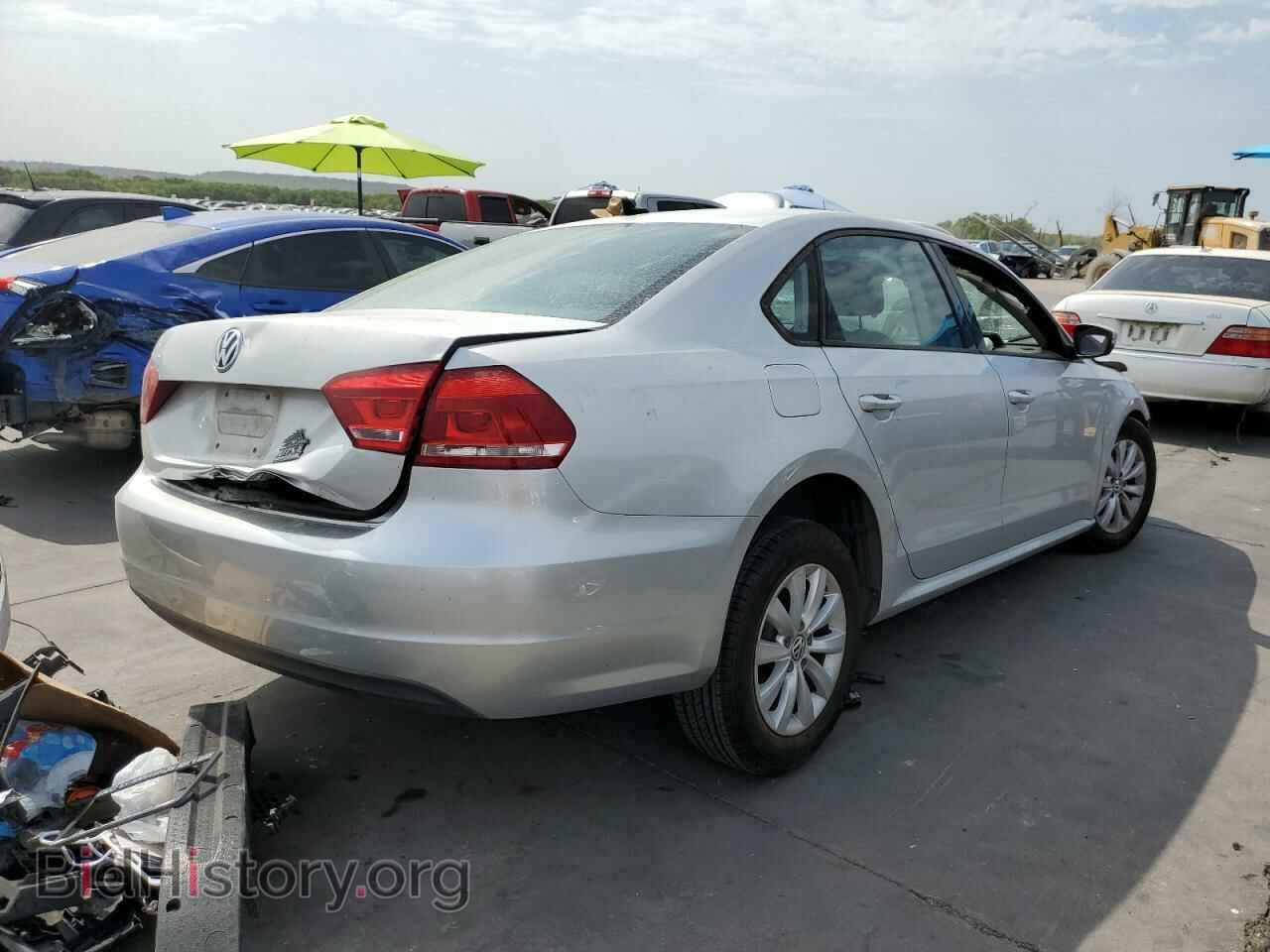 2015 VOLKSWAGEN PASSAT - VIN: 1VWAT7A31FC065375 - Фото 4
