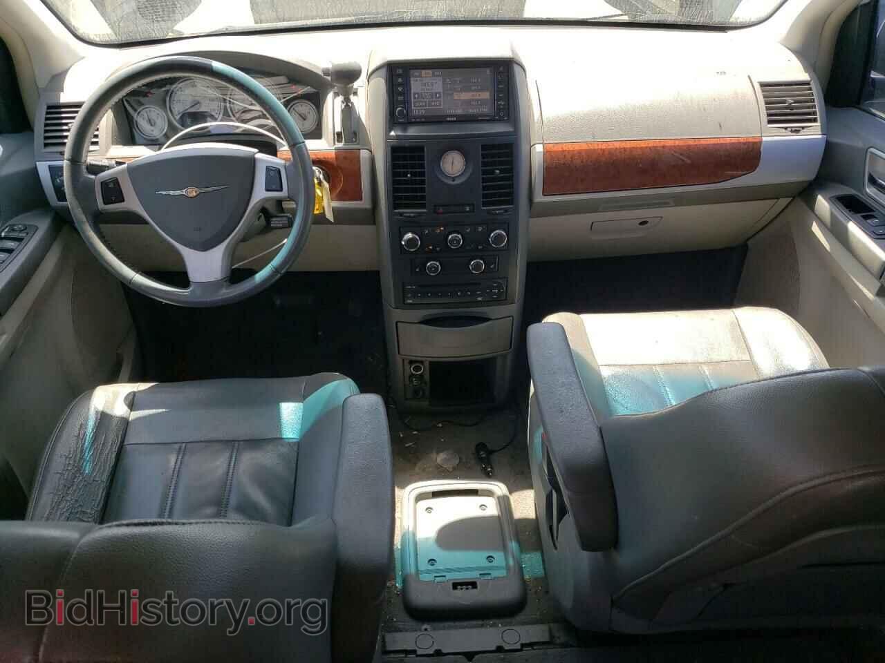 2008 CHRYSLER MINIVAN - VIN: 2A8HR54P88R697604 - Фото 8