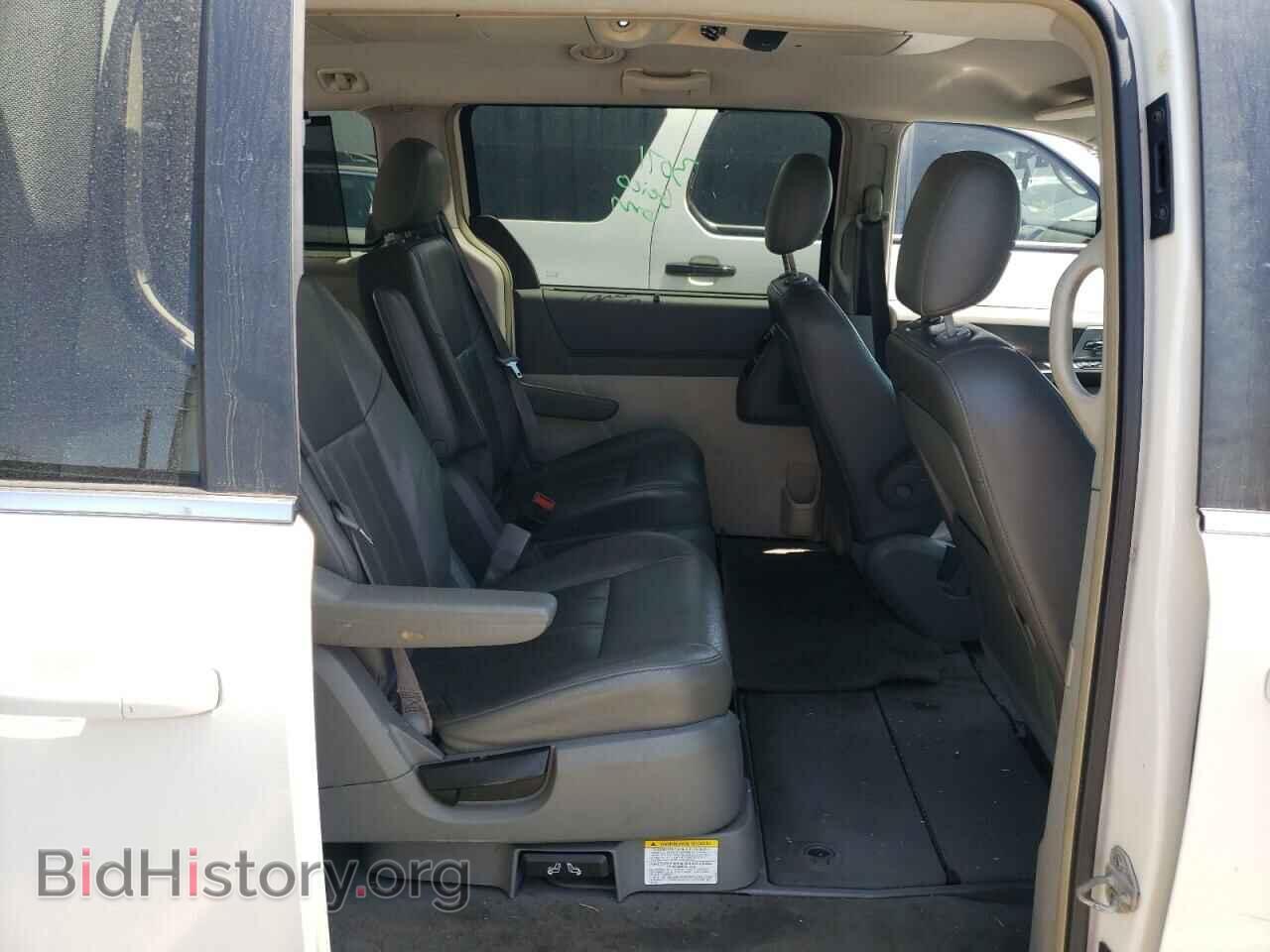 2008 CHRYSLER MINIVAN - VIN: 2A8HR54P88R697604 - Фото 10