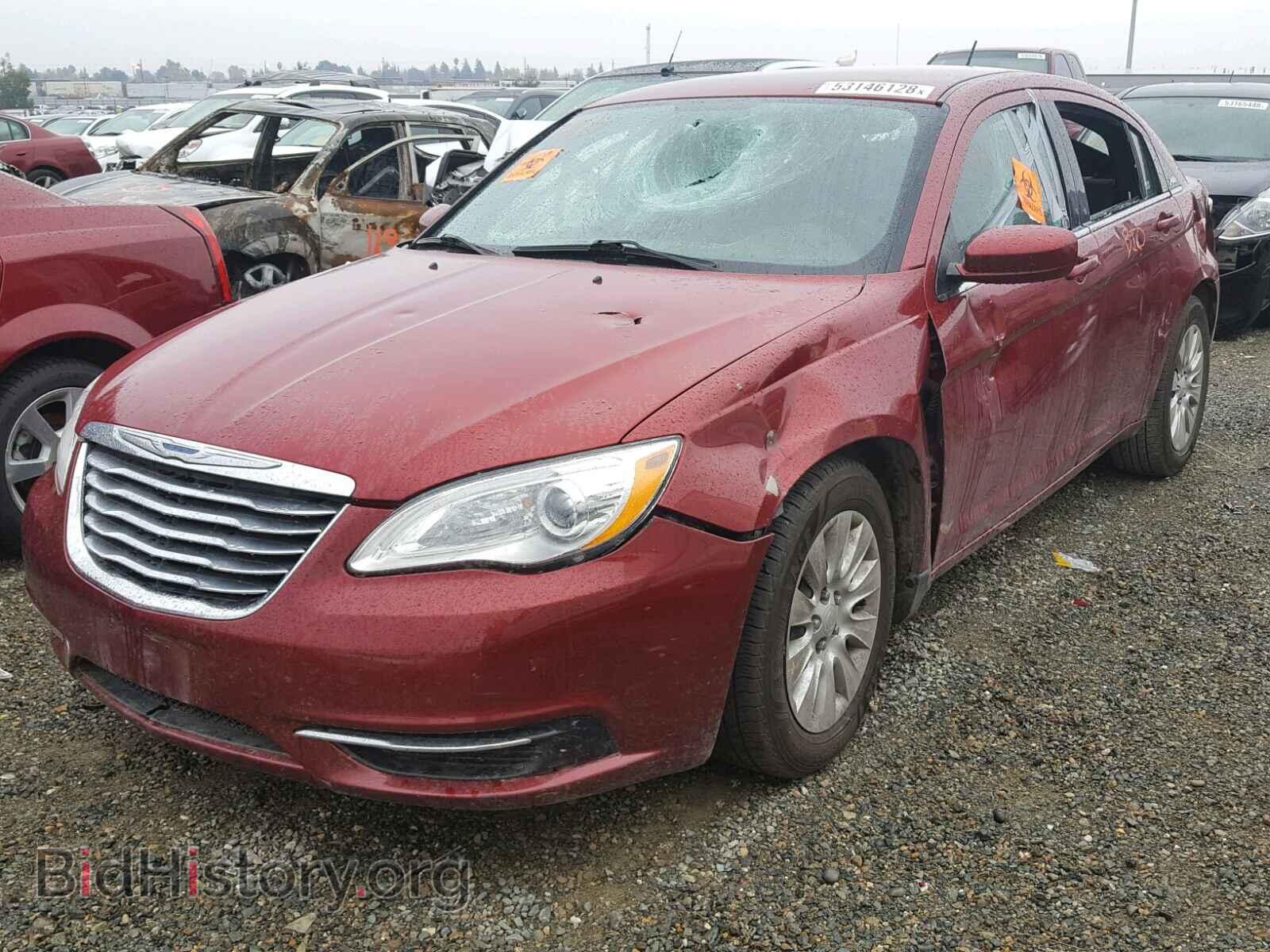 2014 CHRYSLER 200 - VIN: 1C3CCBAB5EN230812 - Фото 2