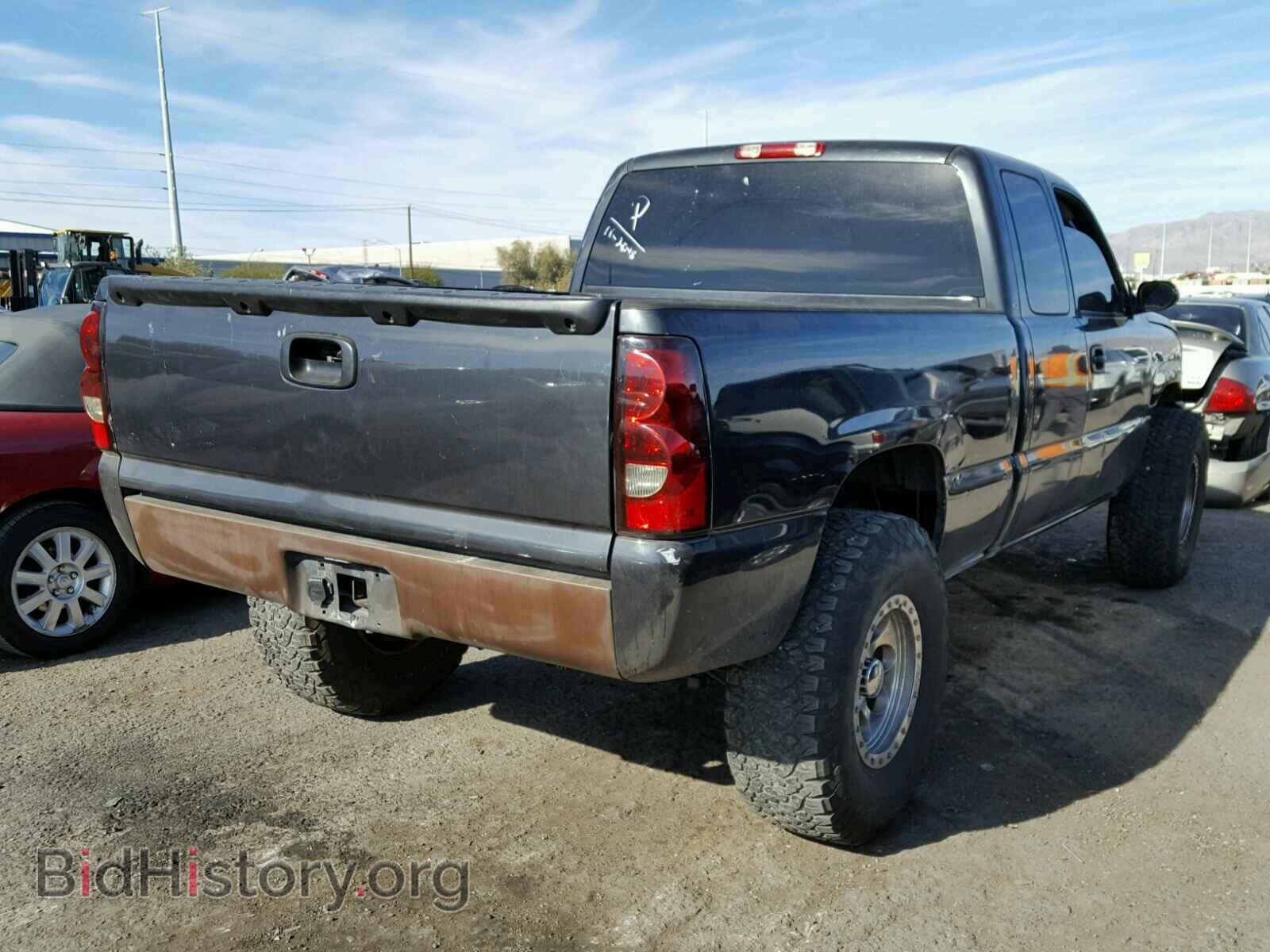 2005 CHEVROLET SILVERADO - VIN: 2GCEC19V051168265 - Фото 4