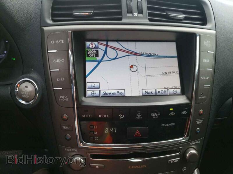 2012 Lexus IS (VIN JTHFF2C23C2524414) — photo 9 of 10