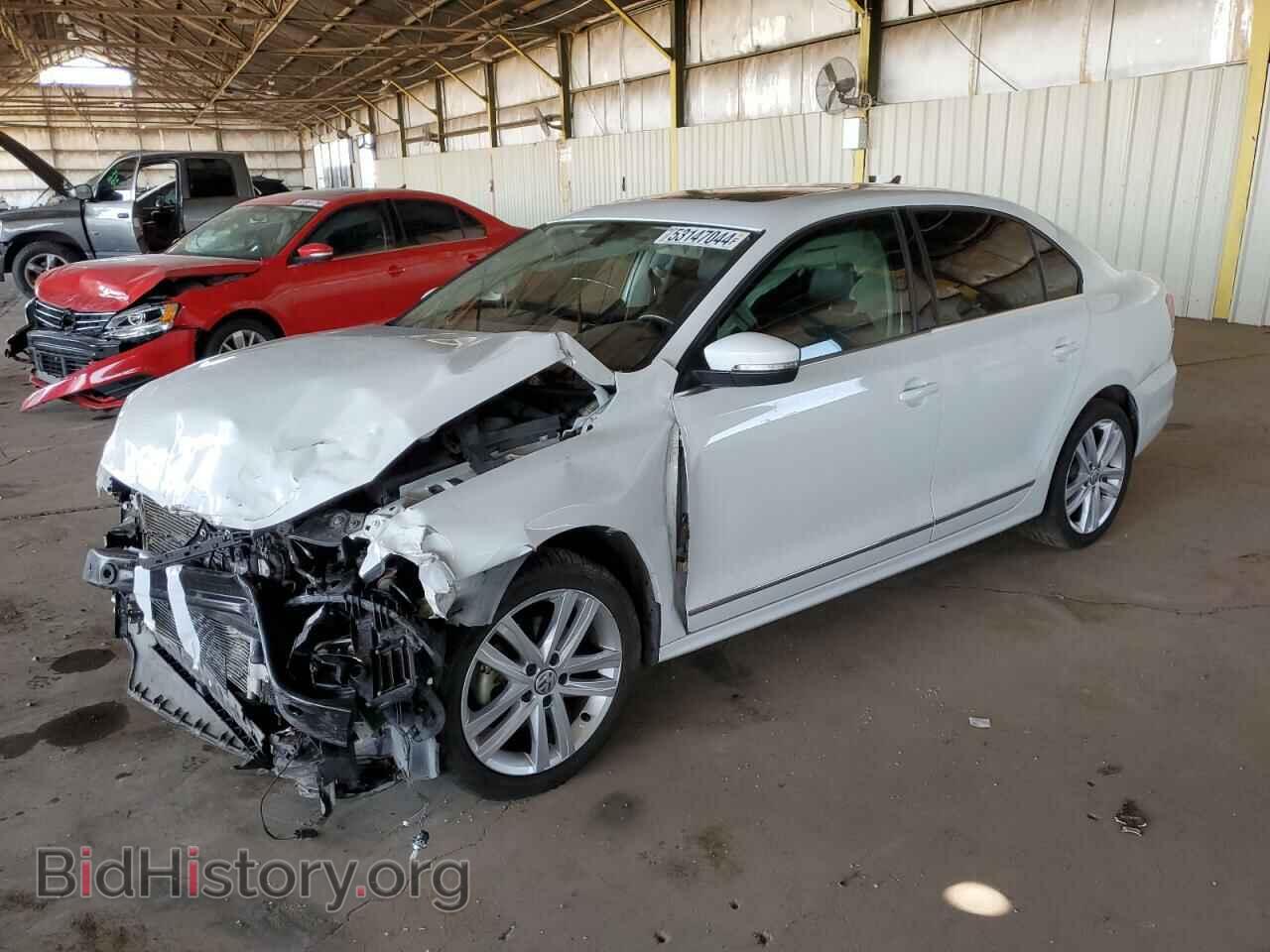 Фотография 3VWL17AJ8HM407757 - VOLKSWAGEN JETTA 2017