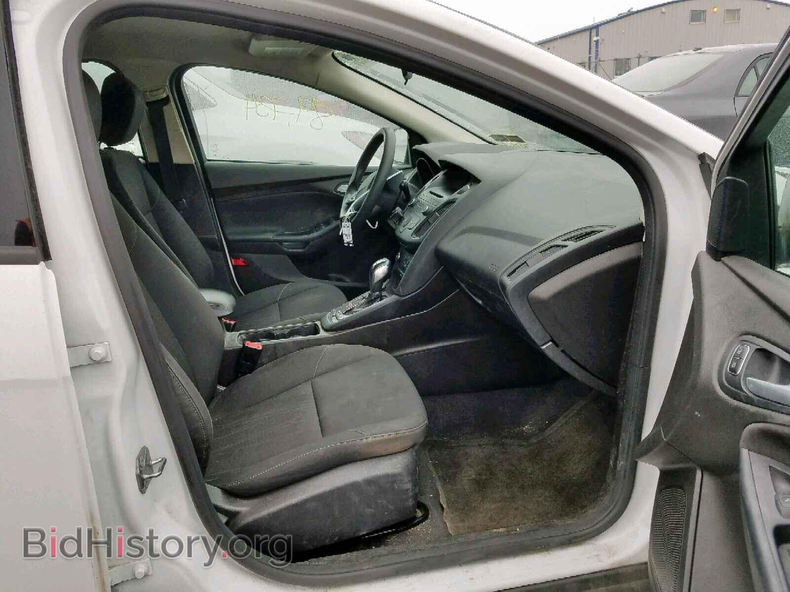 2016 FORD FOCUS SE - VIN: 1FADP3K29GL297801 - Фото 5