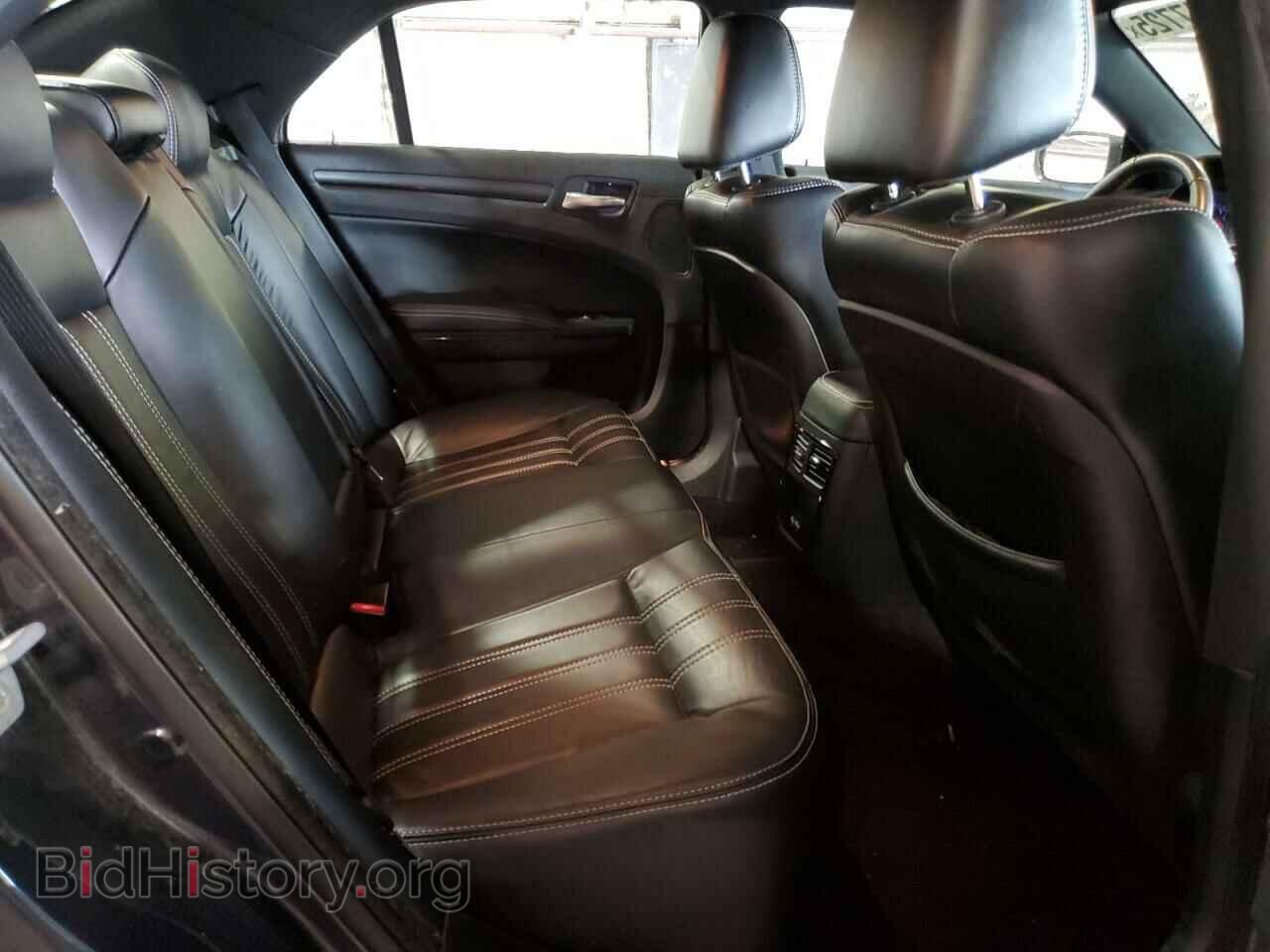 2016 CHRYSLER 300 - VIN: 2C3CCAGG6GH304859 - Фото 10