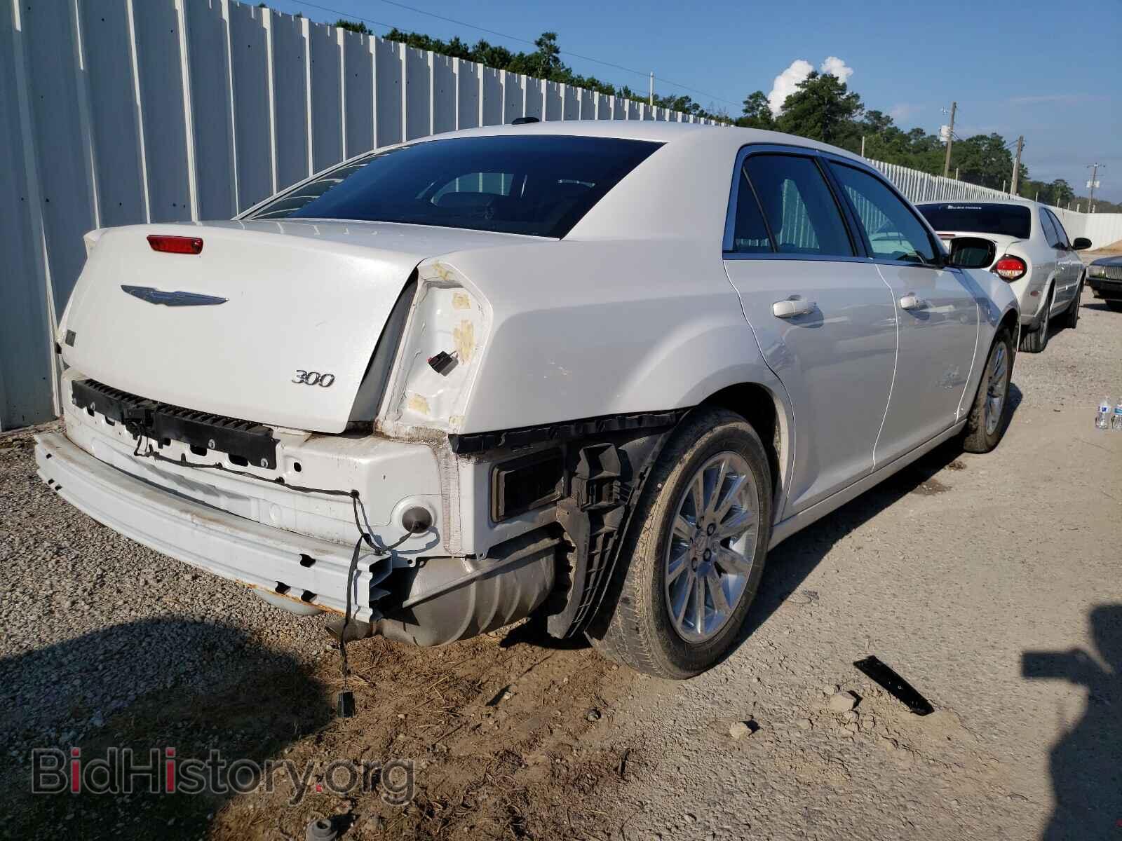 2014 CHRYSLER 300 - VIN: 2C3CCAAG4EH381087 - Фото 4
