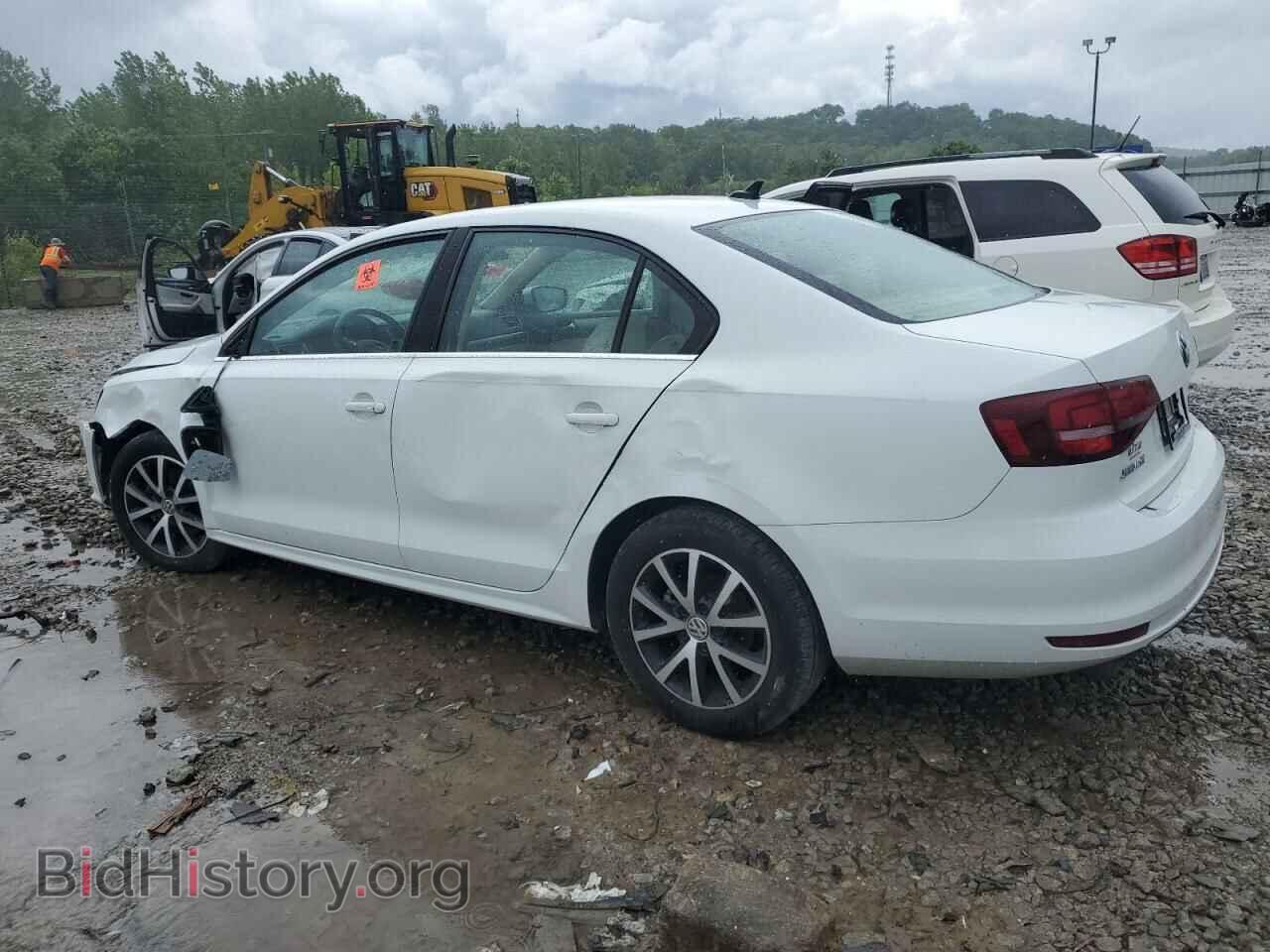 2017 VOLKSWAGEN JETTA - VIN: 3VWDB7AJ5HM226942 - Фото 2