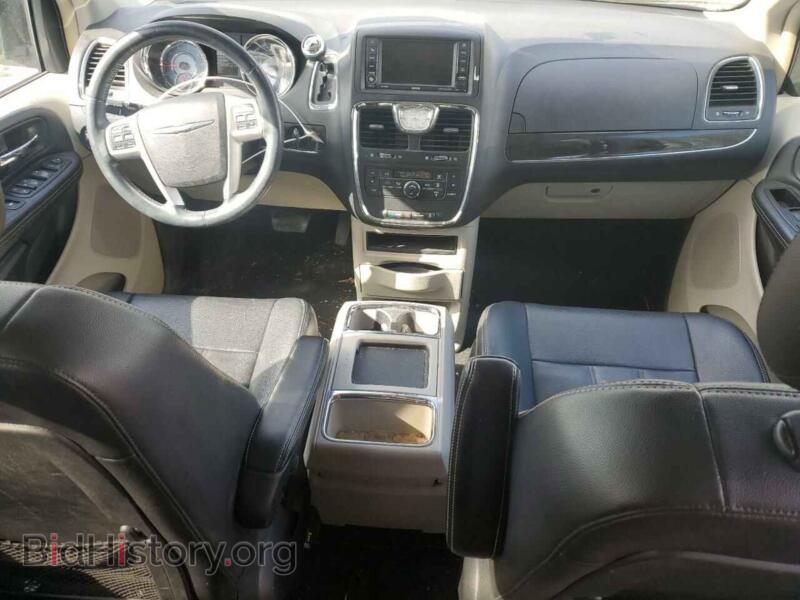 2014 Chrysler MINIVAN (VIN 2C4RC1BG1ER329463) — photo 8 of 14
