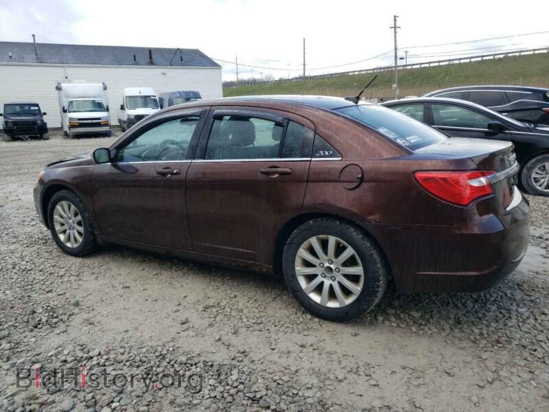 2012 Chrysler 200 (VIN 1C3CCBBB2CN210559) — фото 2 из 12