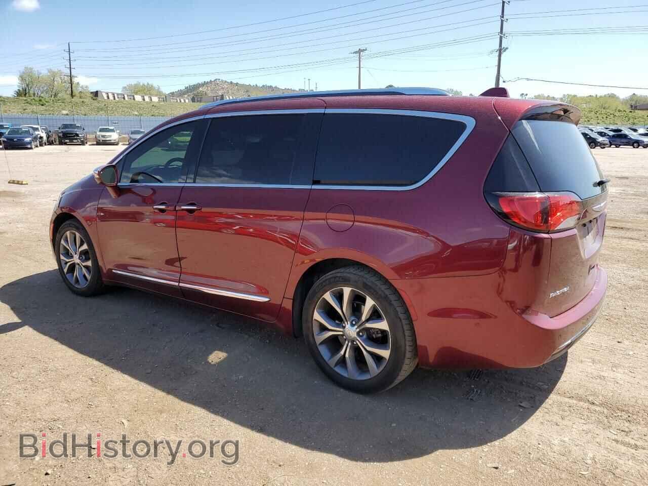2019 CHRYSLER PACIFICA - VIN: 2C4RC1GG8KR570358 - Фото 2