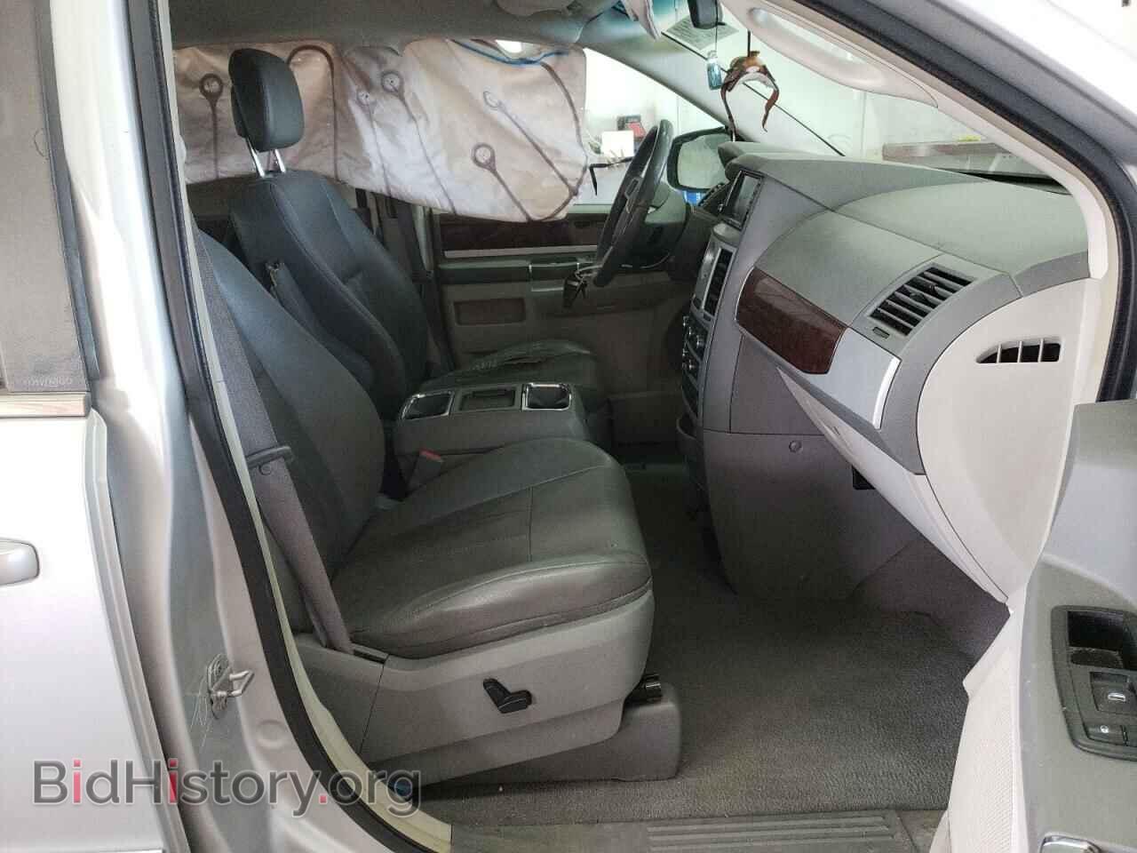 2010 CHRYSLER MINIVAN - VIN: 2A4RR5D1XAR315368 - Photo 5