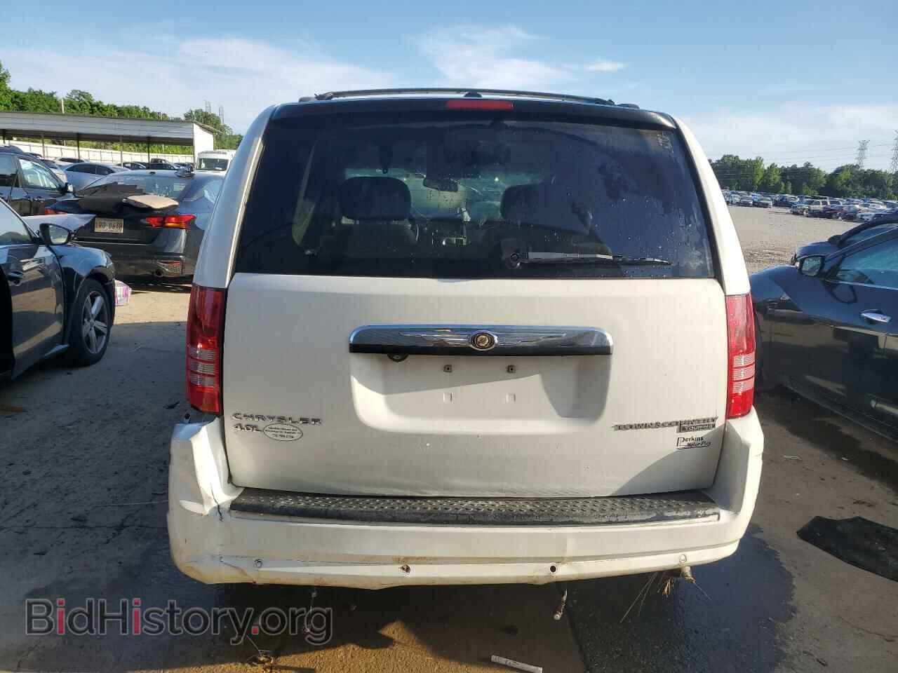 2010 CHRYSLER MINIVAN - VIN: 2A4RR8DX4AR428870 - Фото 6