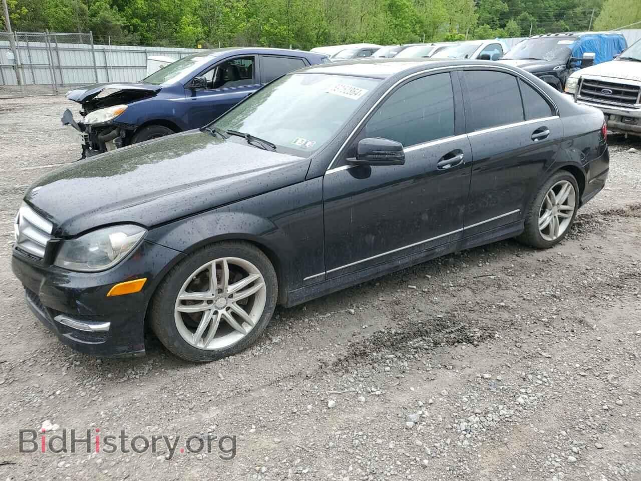 Фотография WDDGF8BB5CA641210 - MERCEDES-BENZ C-CLASS 2012