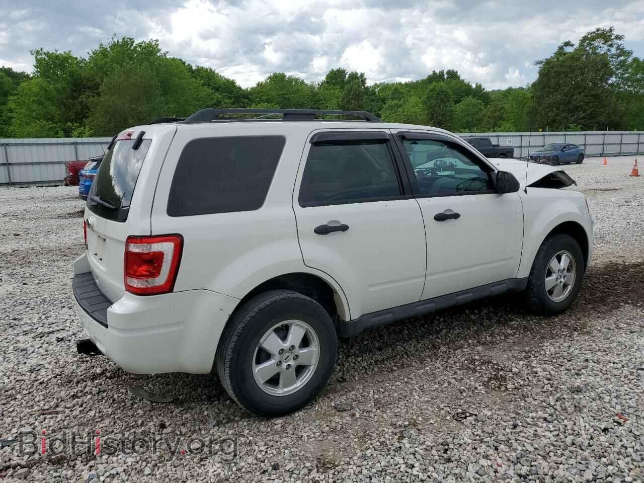 2011 FORD ESCAPE - VIN: 1FMCU0C70BKC60024 - Фото 3
