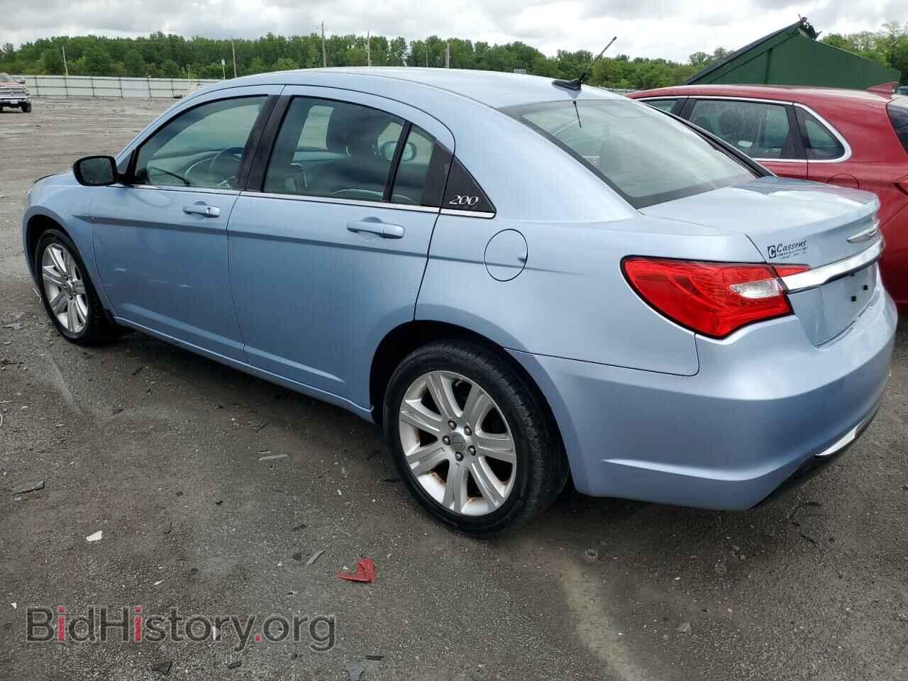 2013 CHRYSLER 200 - VIN: 1C3CCBBB8DN515047 - Фото 2
