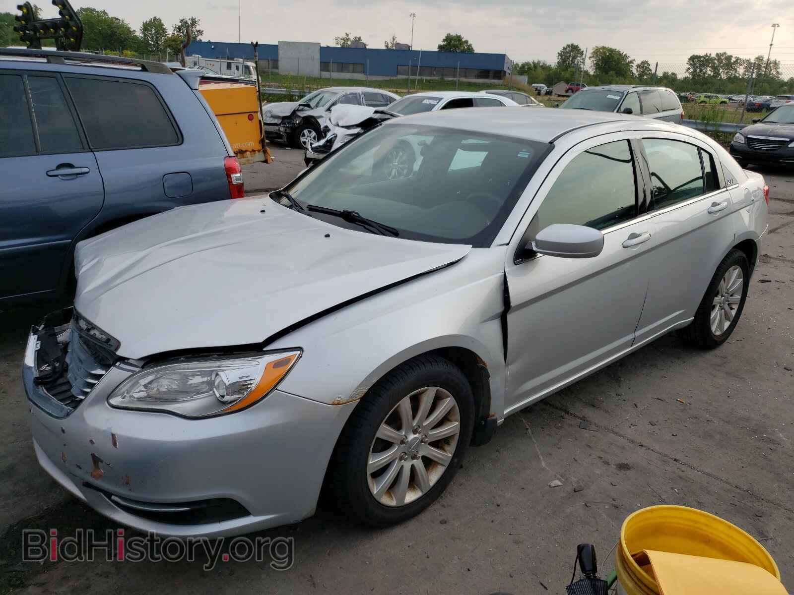 2012 CHRYSLER 200 - VIN: 1C3CCBAB6CN292278 - Фото 2