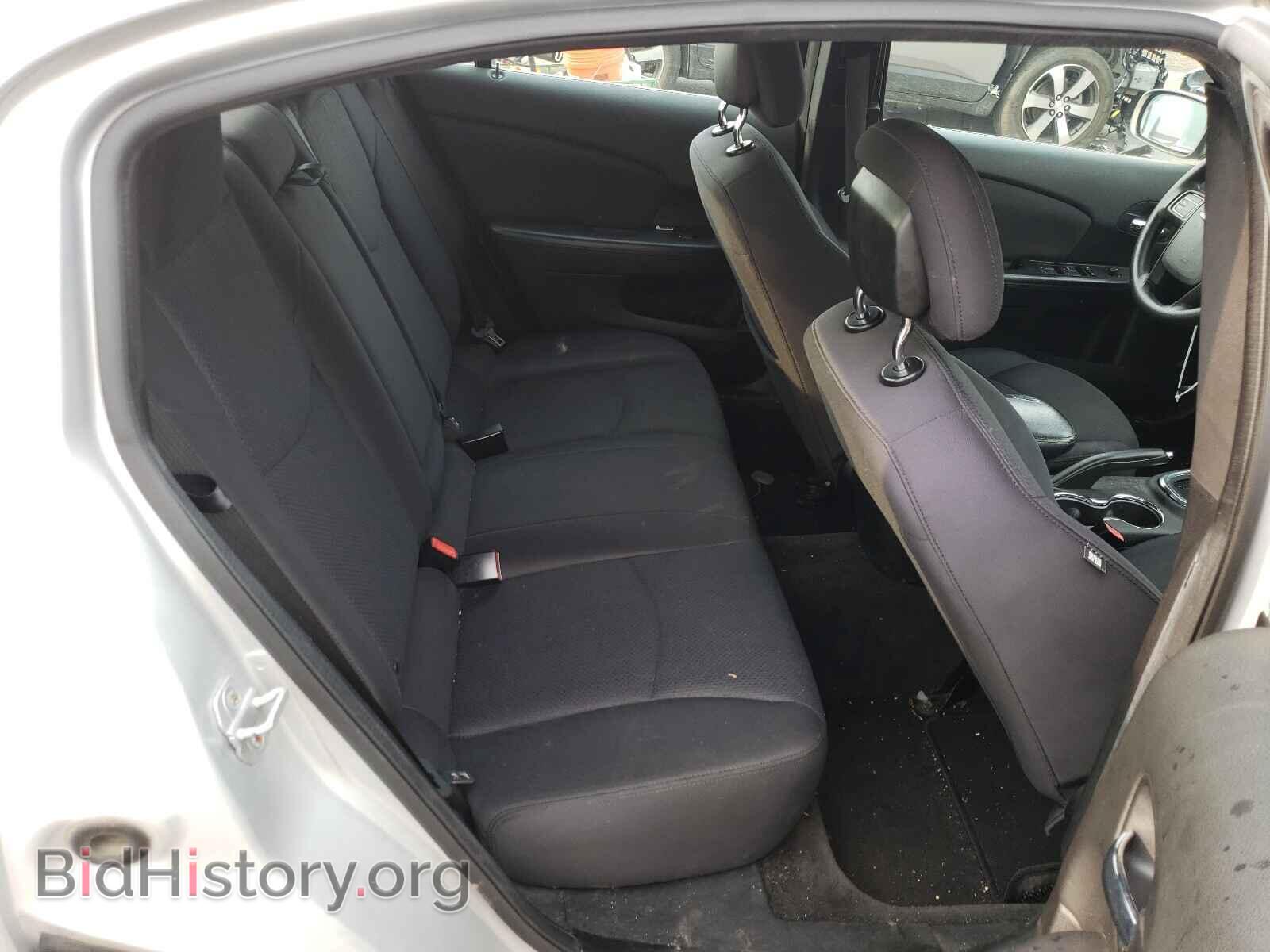2012 CHRYSLER 200 - VIN: 1C3CCBAB6CN292278 - Фото 6
