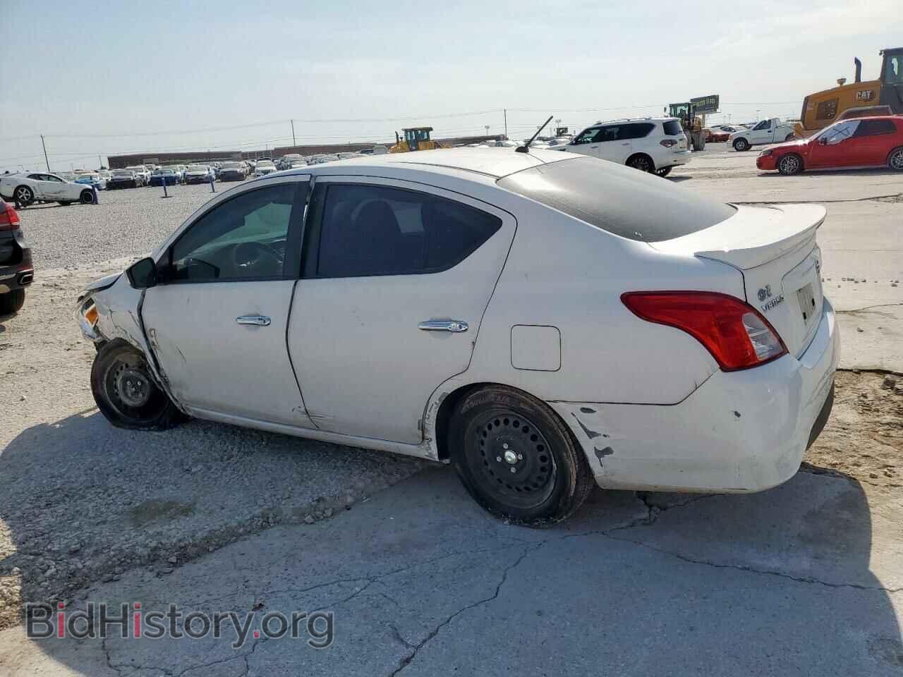 2019 NISSAN VERSA - VIN: 3N1CN7AP5KL868765 - Фото 2