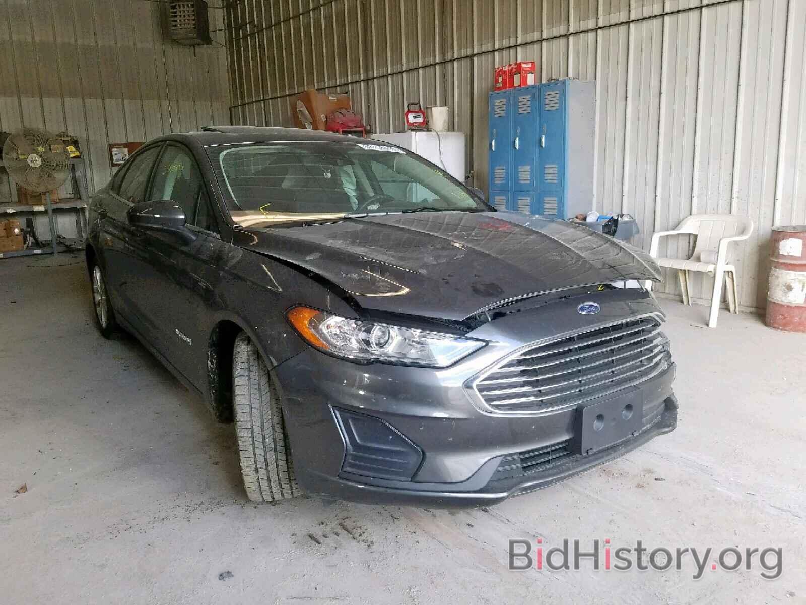 Фотография 3FA6P0LU1KR128504 - FORD FUSION SE 2019