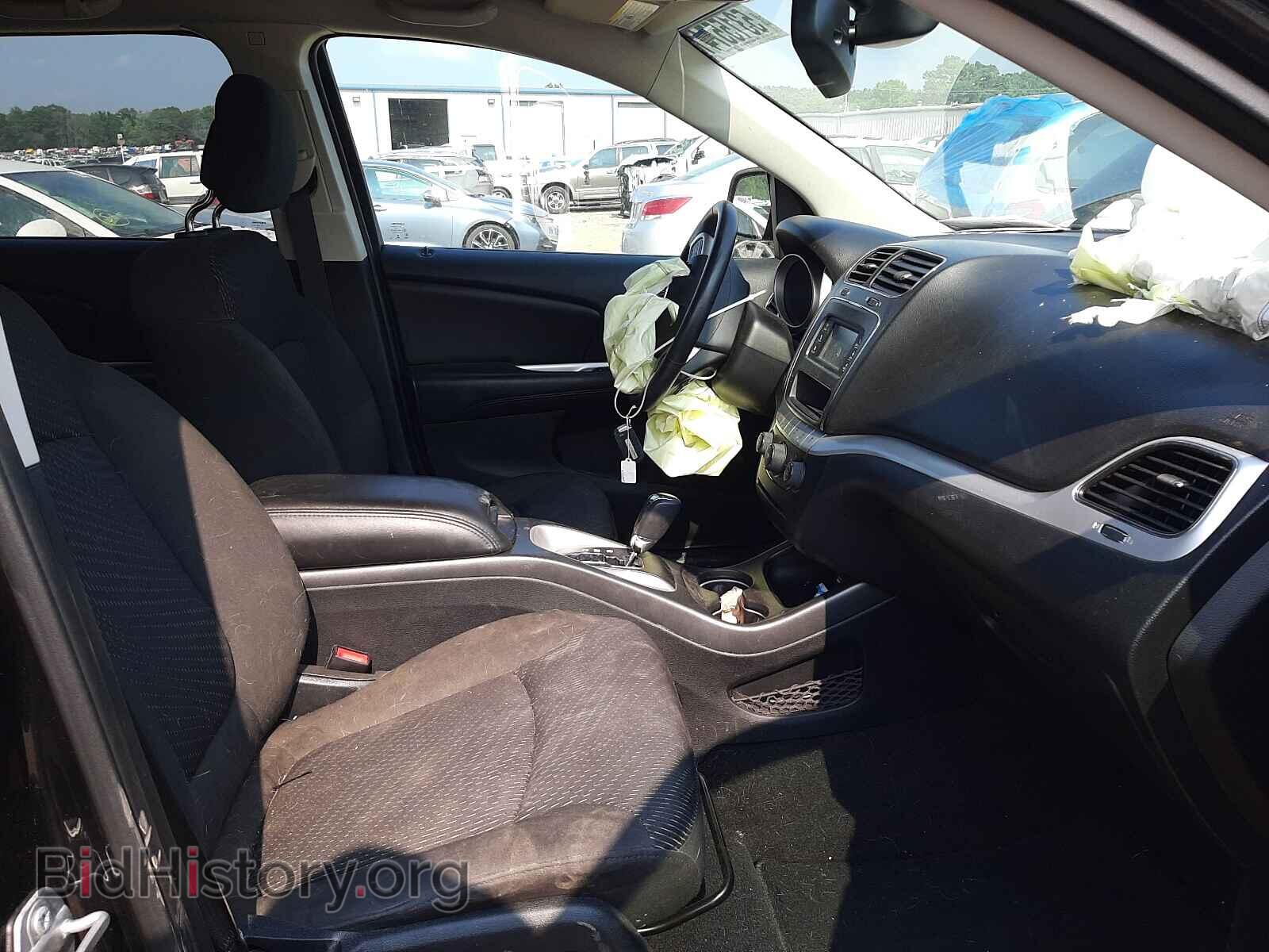 2018 DODGE JOURNEY - VIN: 3C4PDCAB6JT385850 - Фото 5