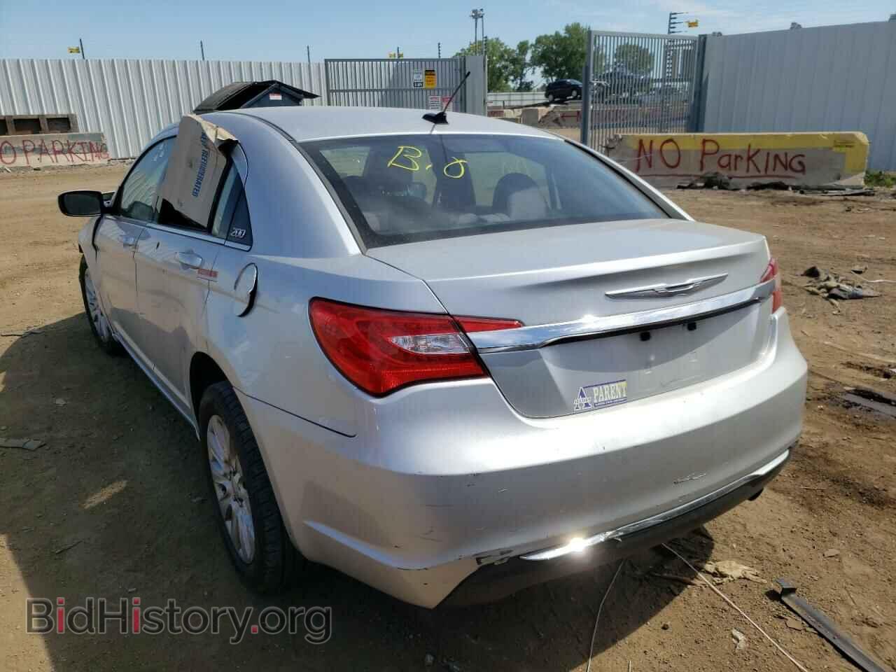 2012 CHRYSLER 200 - VIN: 1C3CCBAB6CN211389 - Фото 3