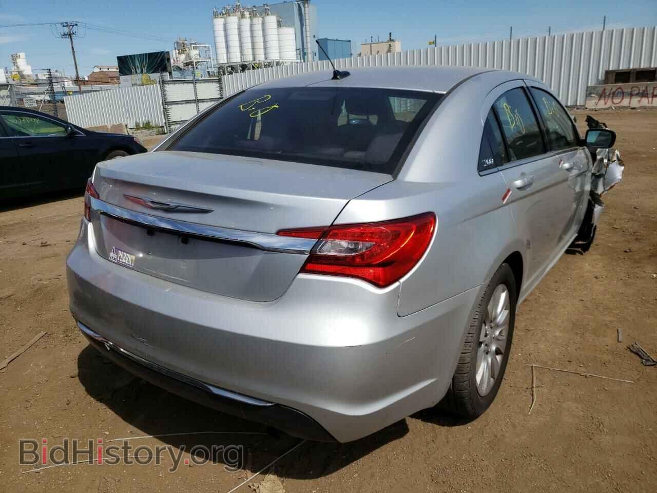2012 CHRYSLER 200 - VIN: 1C3CCBAB6CN211389 - Фото 4