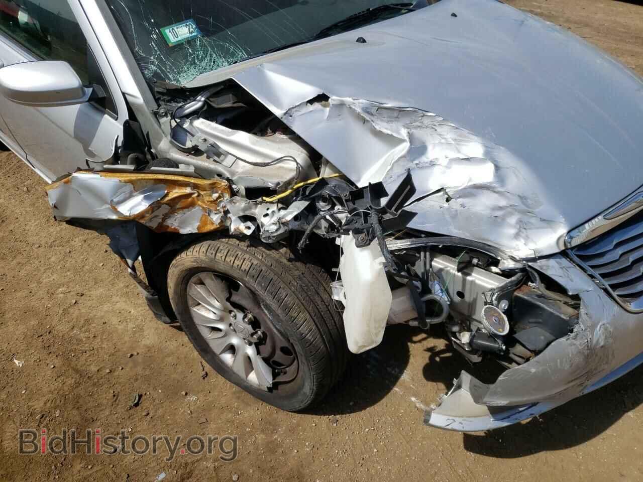 2012 CHRYSLER 200 - VIN: 1C3CCBAB6CN211389 - Фото 9