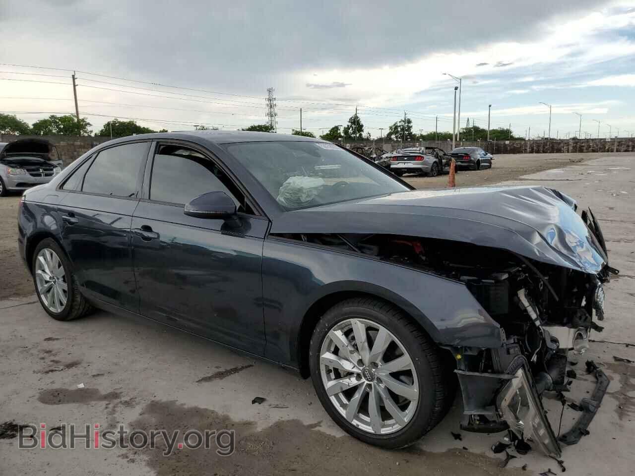 2017 AUDI A4 - VIN: WAUGNAF47HN011444 - Фото 4