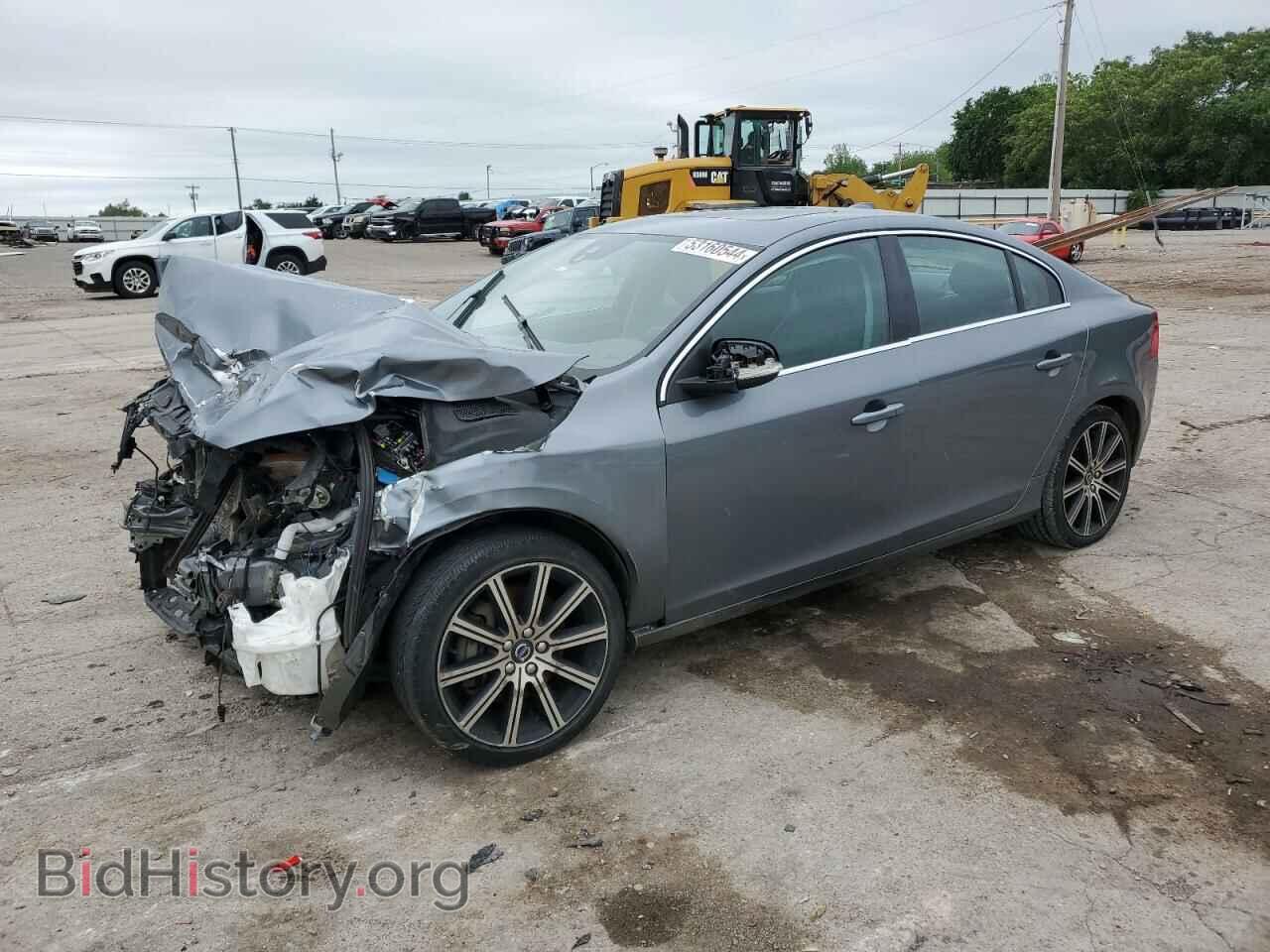 Photo LYV402TK2HB154234 - VOLVO S60 2017