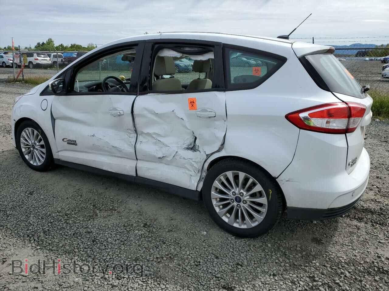 2017 FORD CMAX - VIN: 1FADP5EU3HL118324 - Photo 2