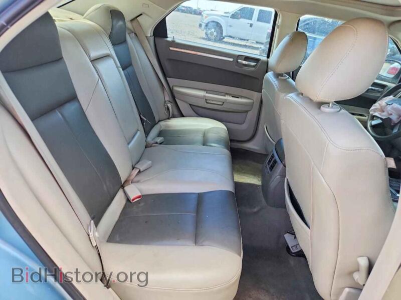 2006 Chrysler 300 (VIN 2C3LA53G28H334655) — фото 10 из 14