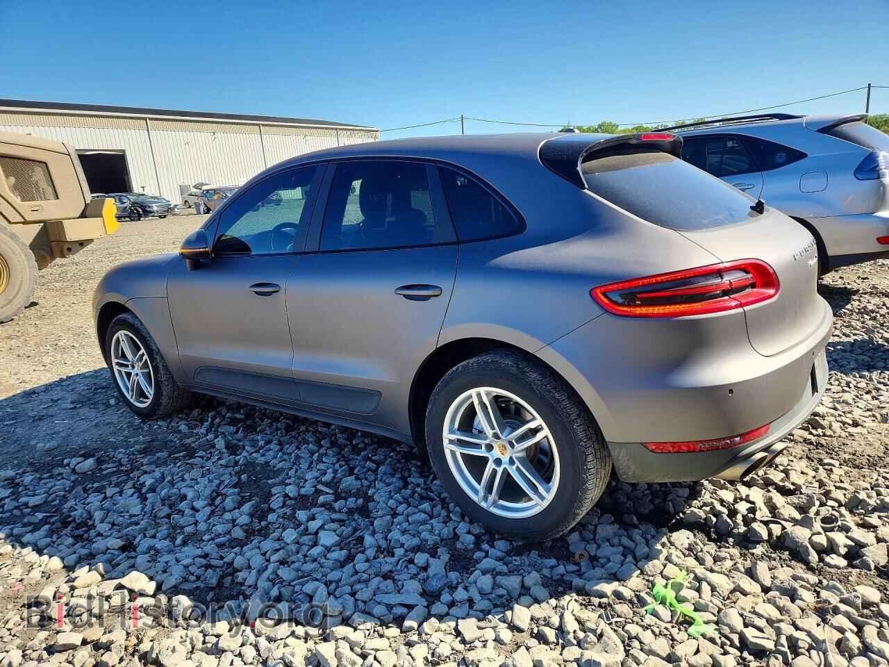 2015 PORSCHE MACAN - VIN: WP1AB2A51FLB60141 - Photo 2
