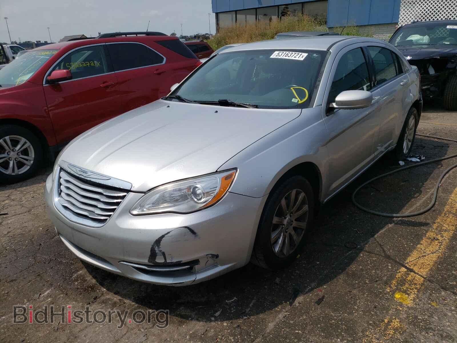 2012 CHRYSLER 200 - VIN: 1C3CCBBB0CN180848 - Фото 2