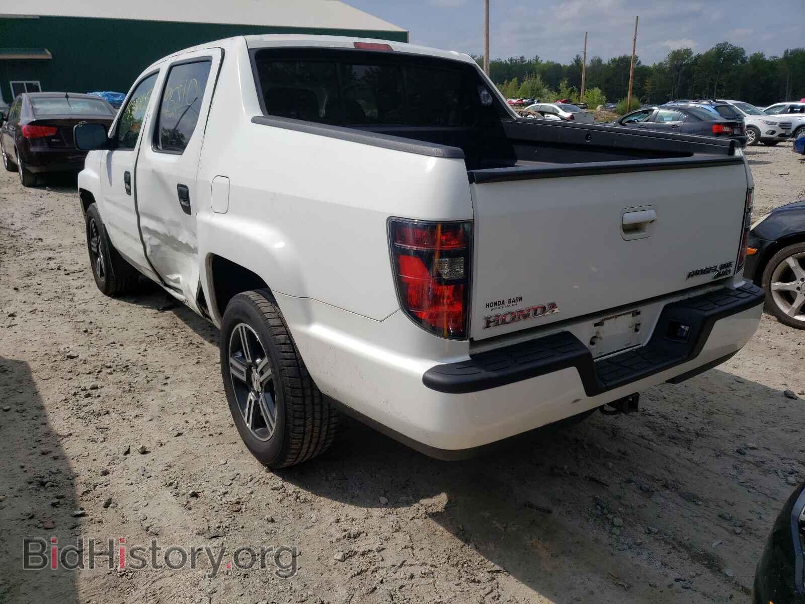 2013 HONDA RIDGELINE - VIN: 5FPYK1F77DB013298 - Фото 3