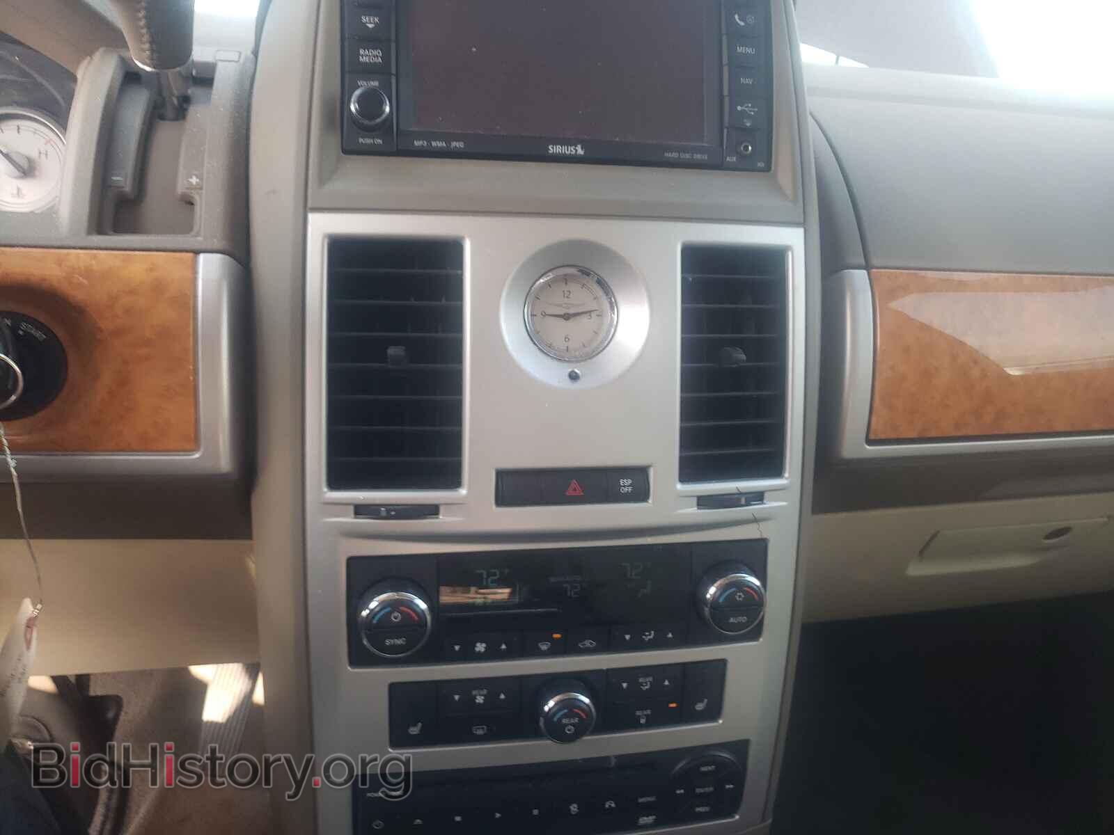 2010 CHRYSLER MINIVAN - VIN: 2A4RR6DX0AR148478 - Фото 9