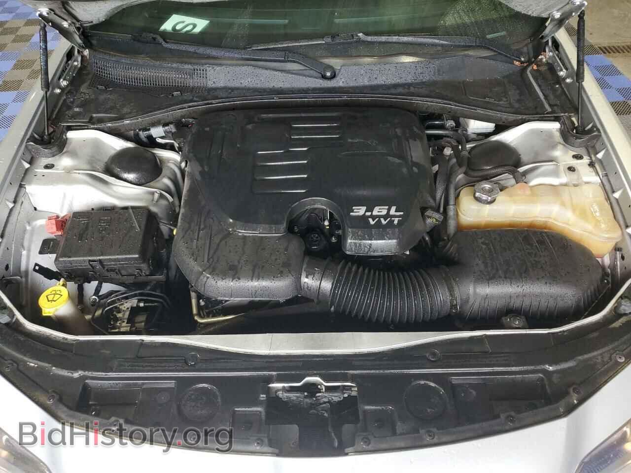 2019 CHRYSLER 300 - VIN: 2C3CCARG8KH666343 - Фото 11