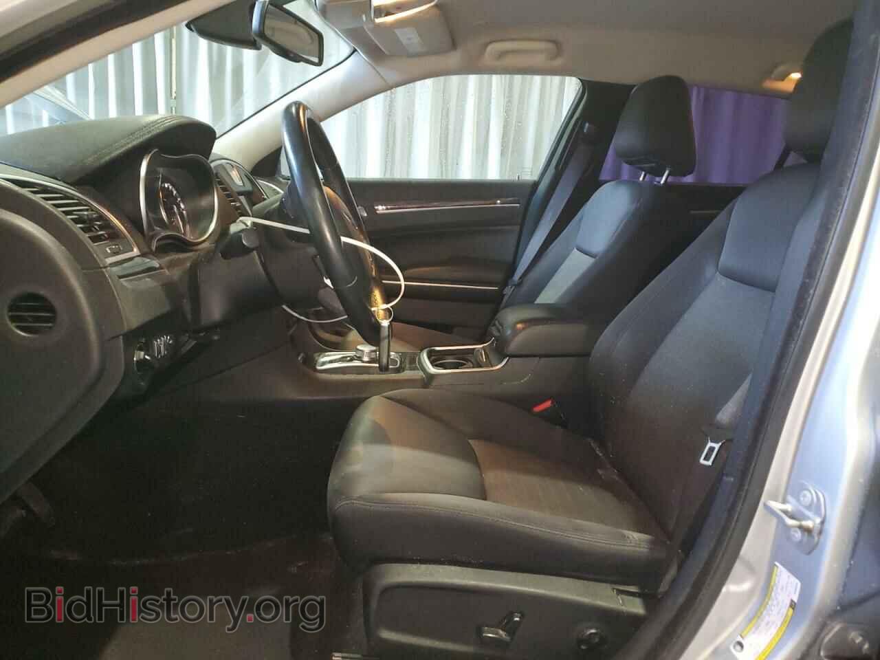 2019 CHRYSLER 300 - VIN: 2C3CCARG8KH666343 - Фото 7