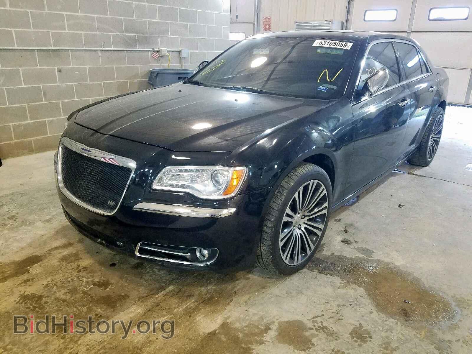 2013 CHRYSLER 300 - VIN: 2C3CCAKT1DH666954 - Фото 2