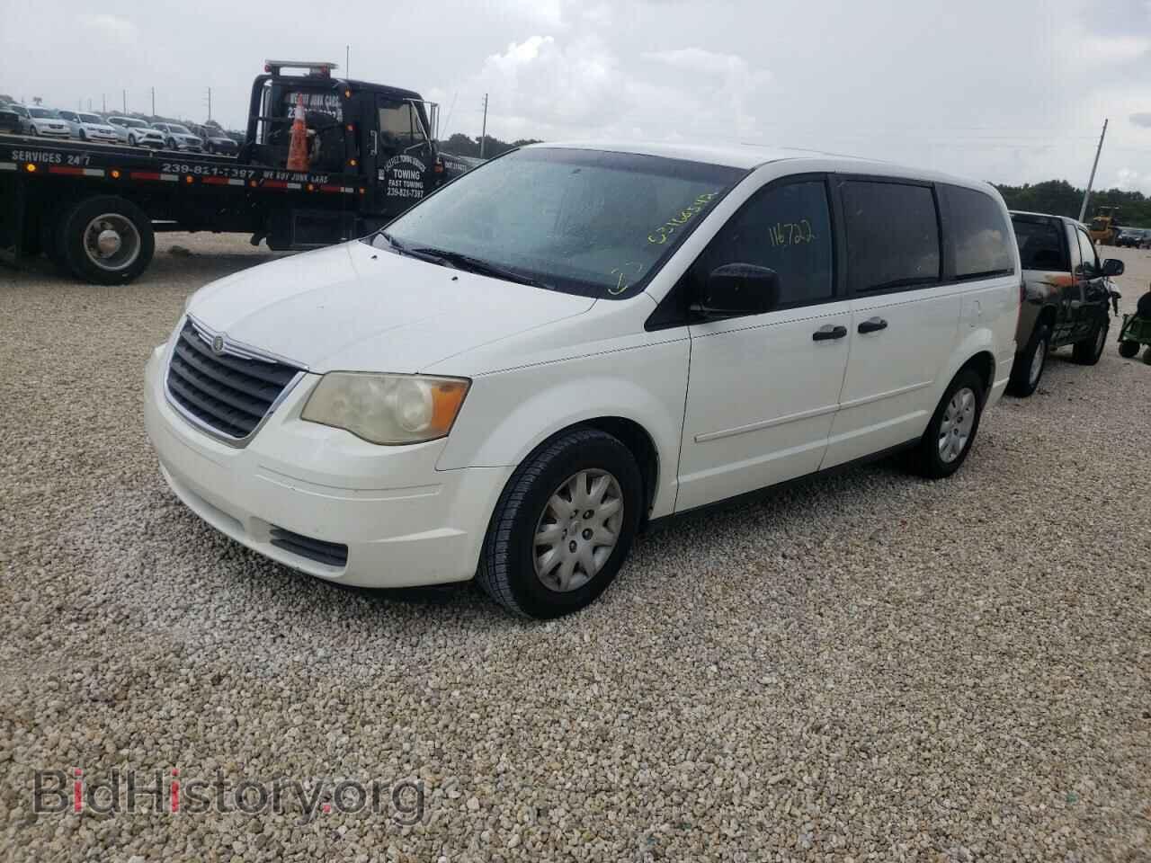 2008 CHRYSLER MINIVAN - VIN: 2A8HR44H08R103154 - Фото 2