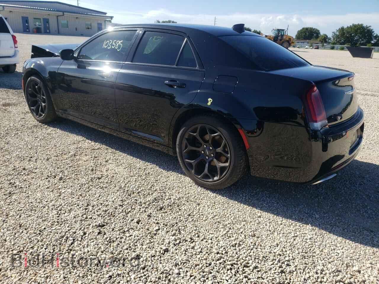 2019 CHRYSLER 300 - VIN: 2C3CCABG6KH565991 - Фото 3