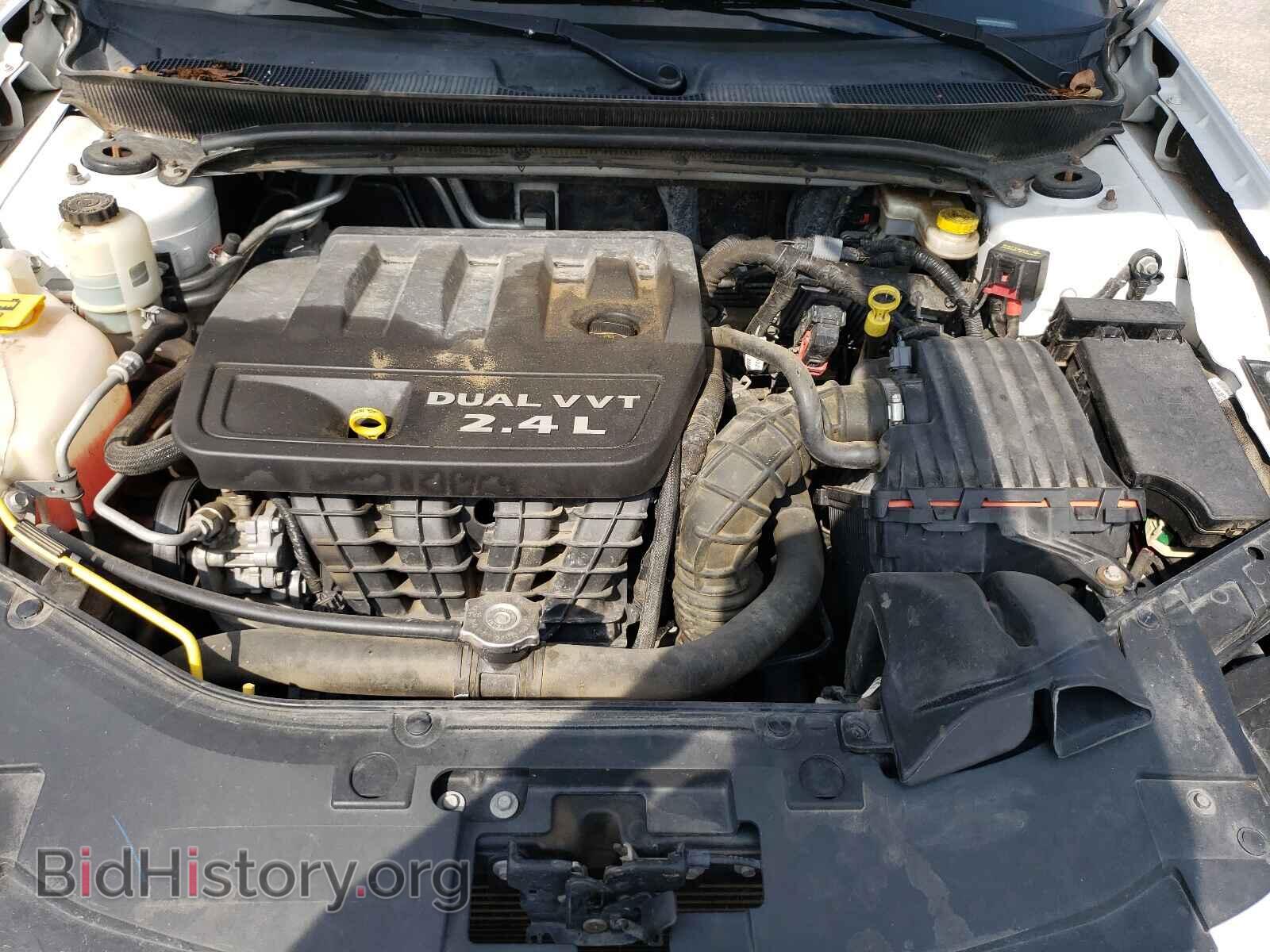 2012 CHRYSLER 200 - VIN: 1C3CCBAB8CN282772 - Фото 7