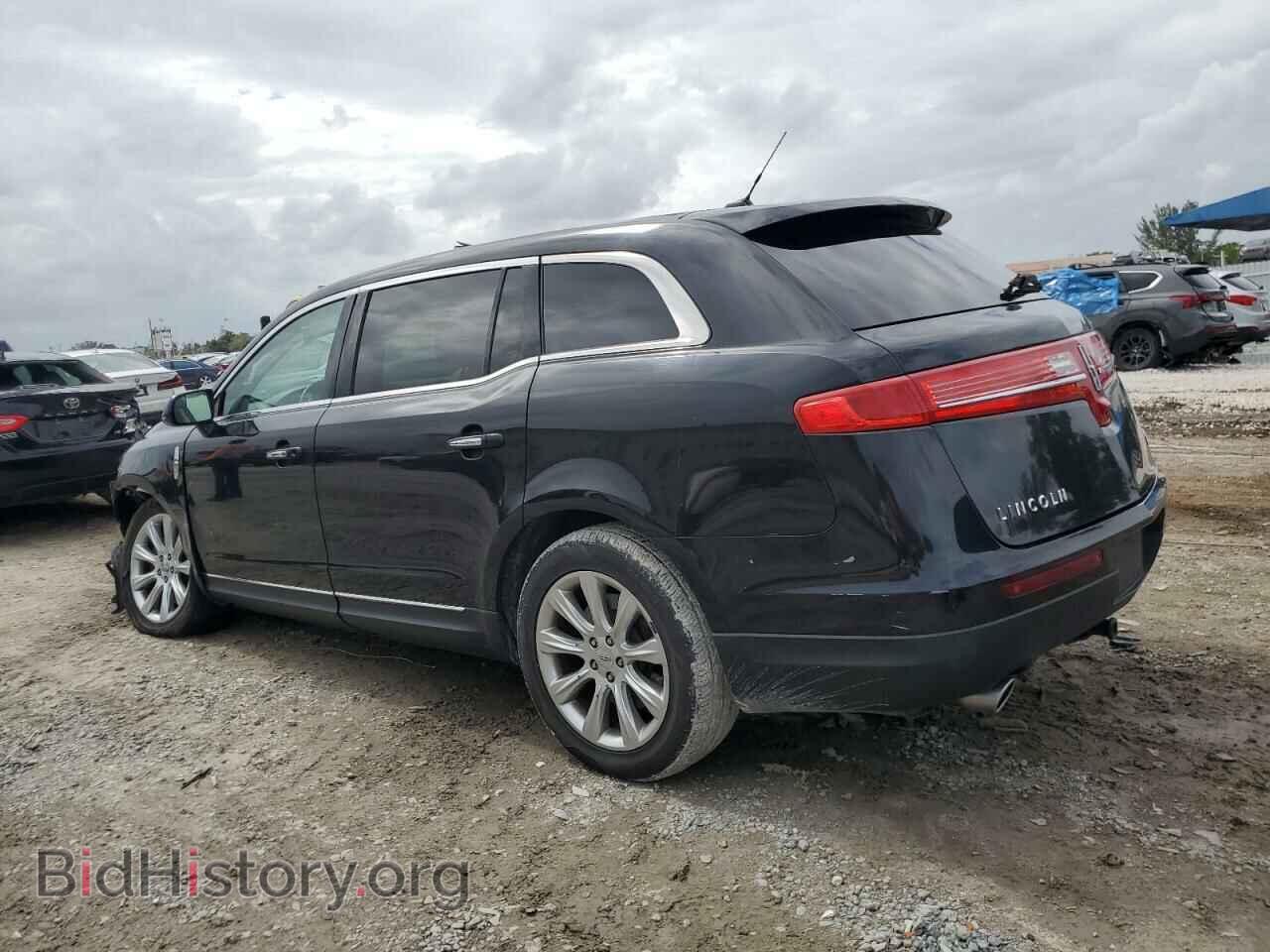 2014 LINCOLN MKT - VIN: 2LMHJ5FK3EBL52016 - Фото 2