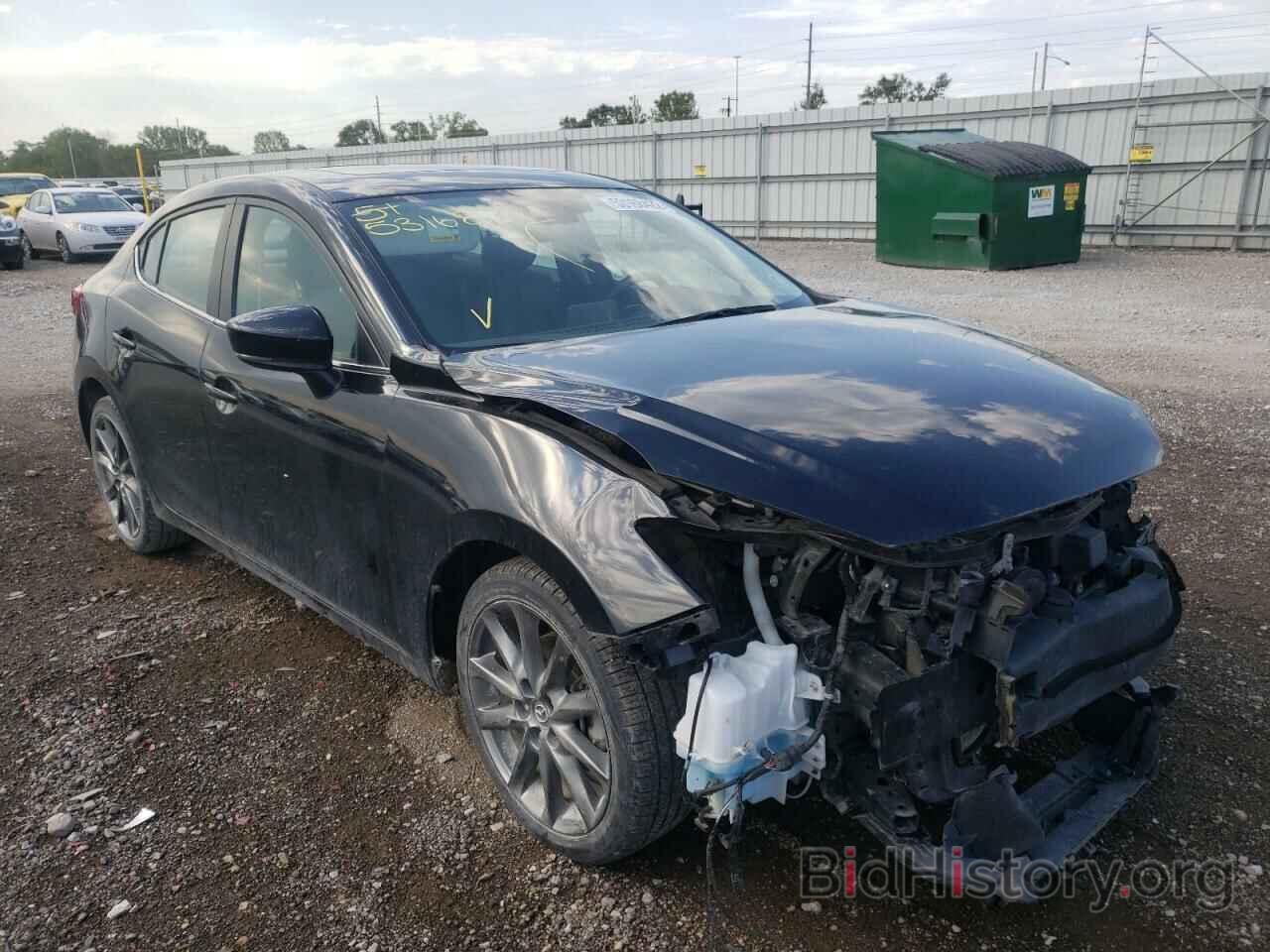 Photo 3MZBN1V30JM215781 - MAZDA 3 2018