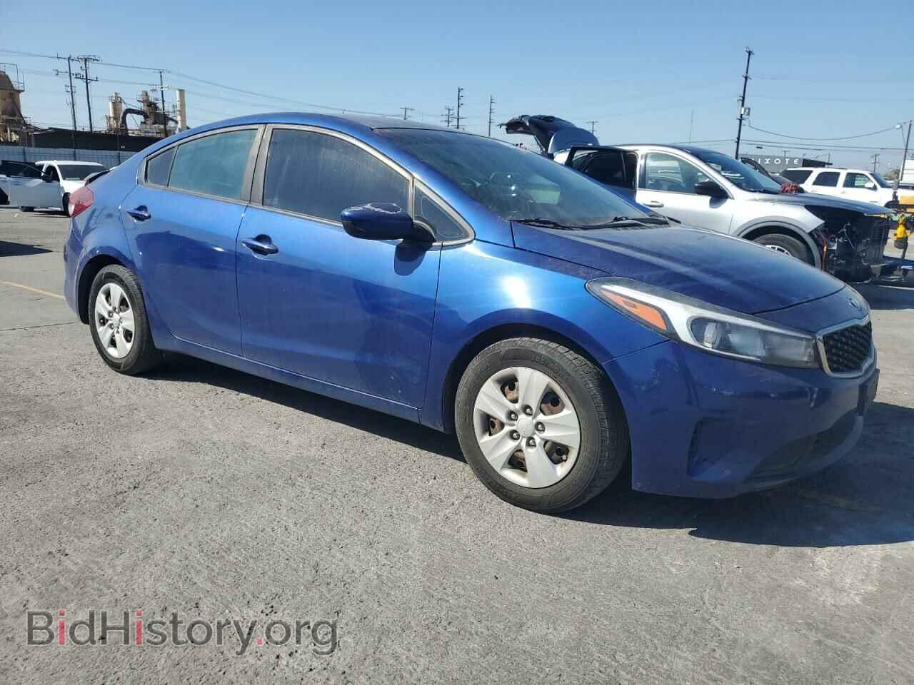 2017 KIA FORTE - VIN: 3KPFK4A72HE013052 - Фото 4