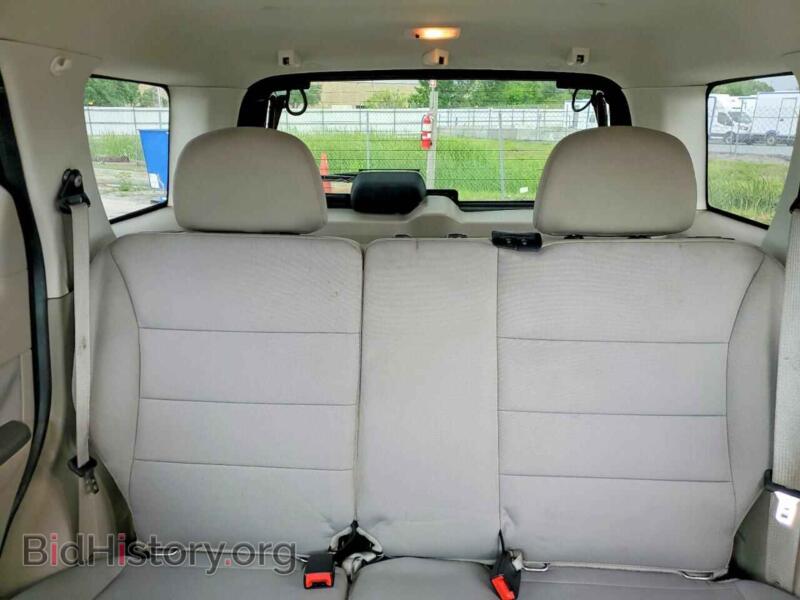 2012 Ford ESCAPE (VIN 1FMCU0D76CKB39059) — фото 10 из 15