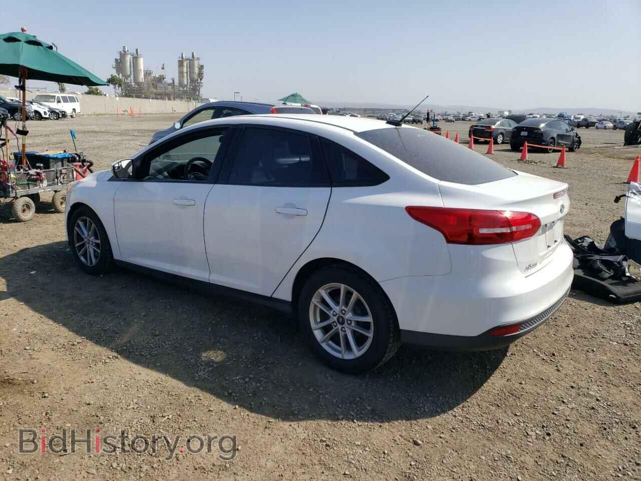 2017 FORD FOCUS - VIN: 1FADP3F2XHL300264 - Фото 2