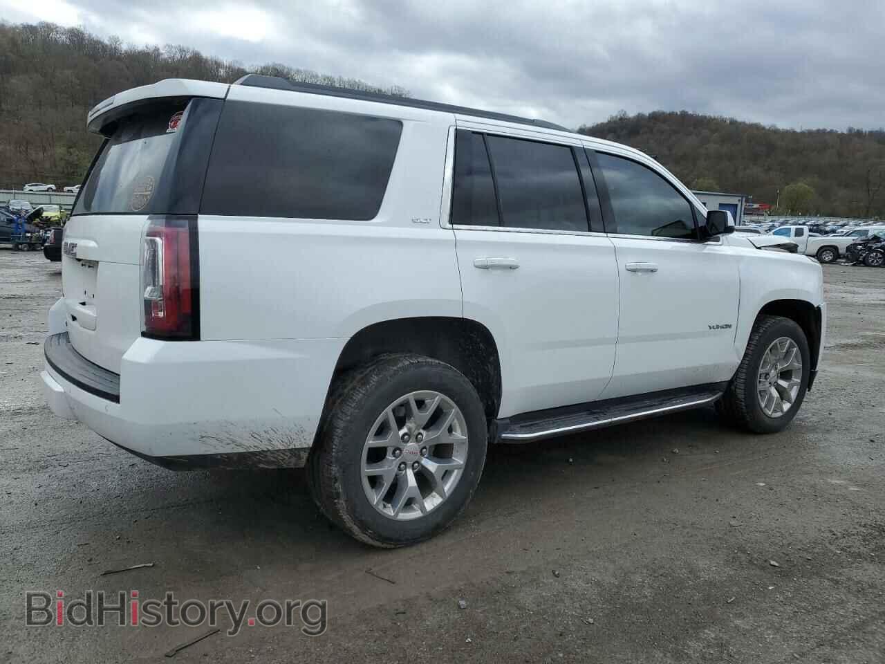 2017 GMC YUKON - VIN: 1GKS2BKC8HR233352 - Фото 3