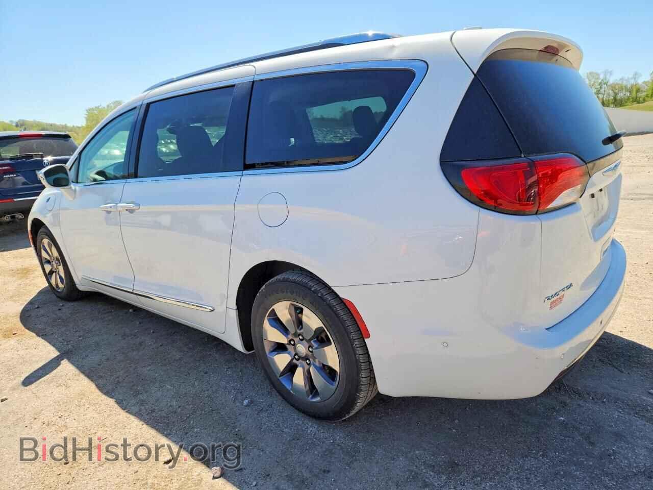 2018 CHRYSLER PACIFICA - VIN: 2C4RC1N77JR126762 - Фото 2